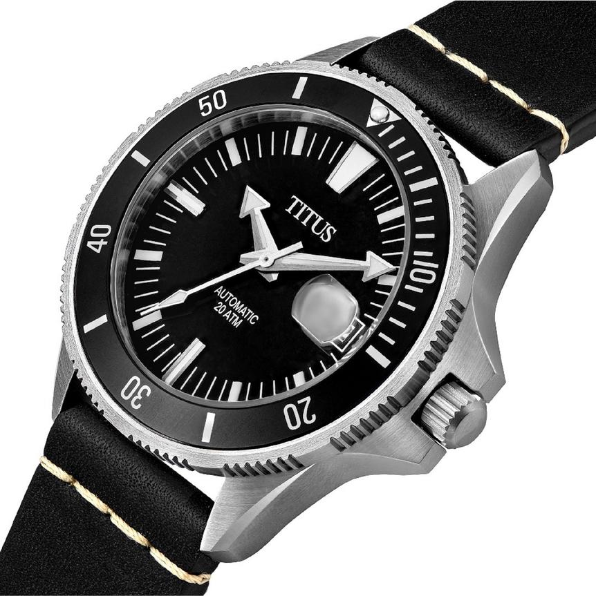 Valor 3 Hands Date Mechanical Leather Watch W06-03250-005