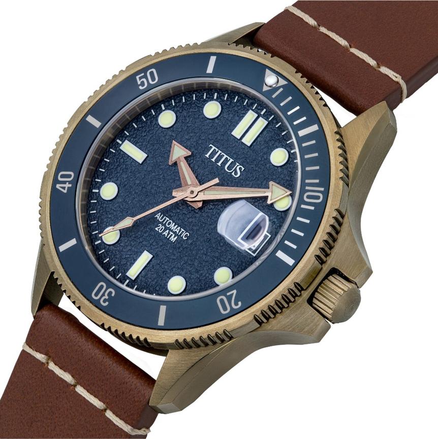 Valor 3 Hands Date Mechanical Leather Watch W06-03250-012