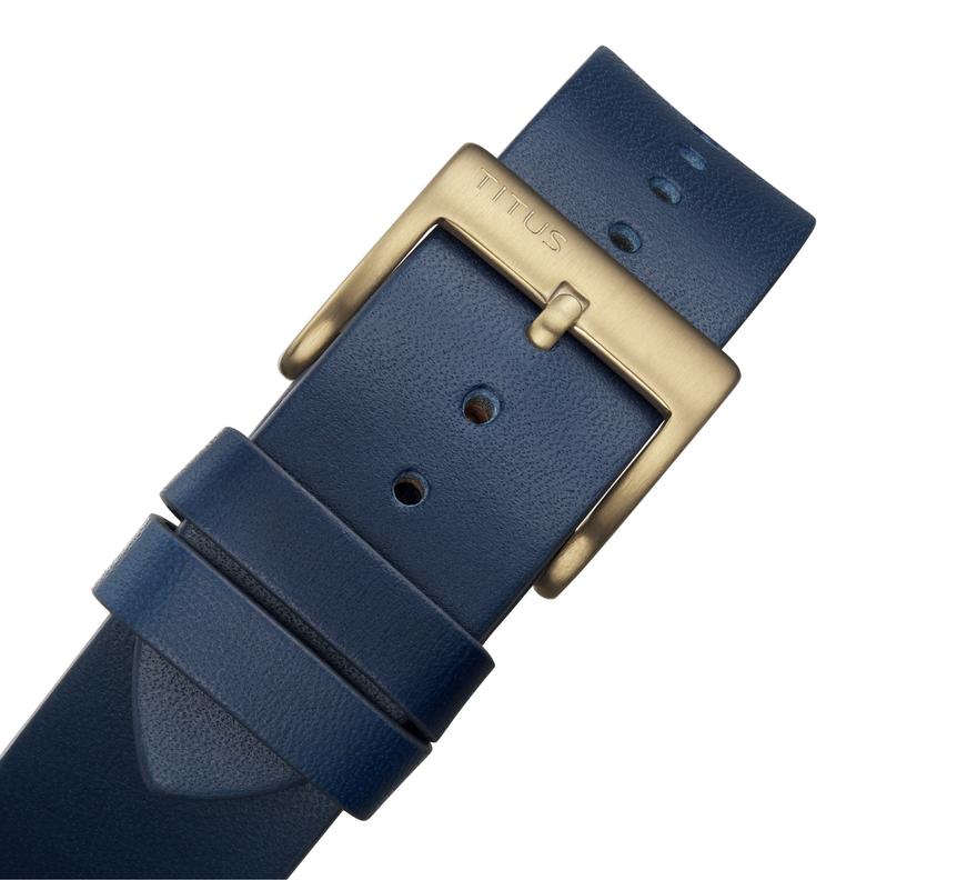 The Cape三針自動機械真皮腕錶 W06-03279-007