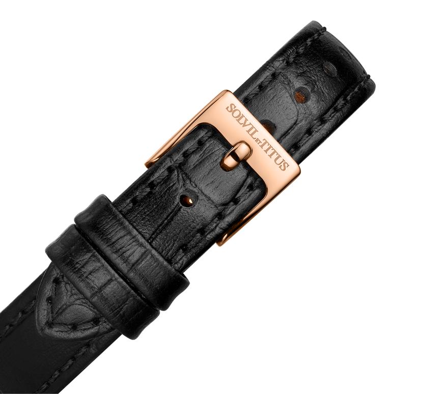 The Letter三針石英皮革腕錶 W06-03344-002