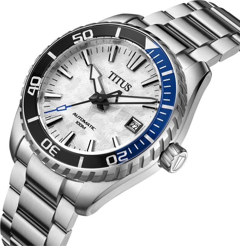 Saber 3 Hands Date Automatic Stainless Steel Watch W06-03423-001