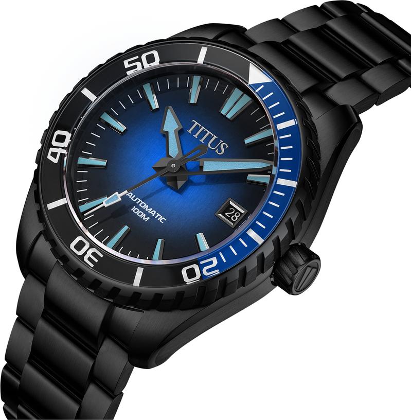 Saber 3 Hands Date Automatic Stainless Steel Watch W06-03423-004